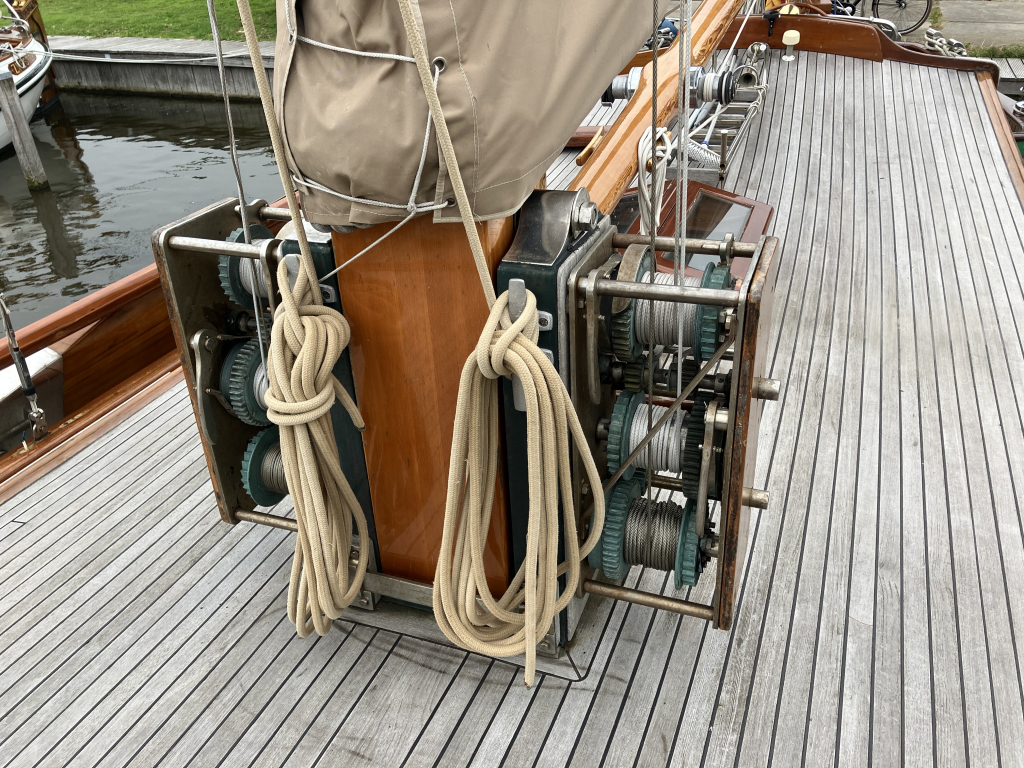 Lemsteraak 1300 "Bunsjoter"