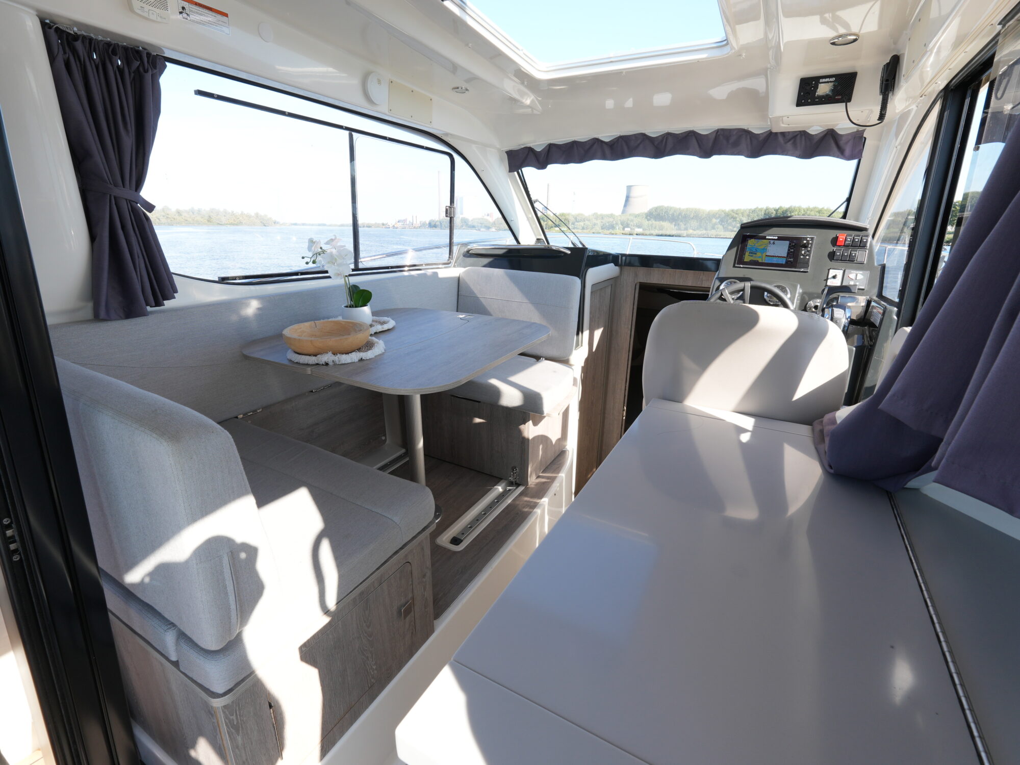 Quicksilver 905 Activ Weekend