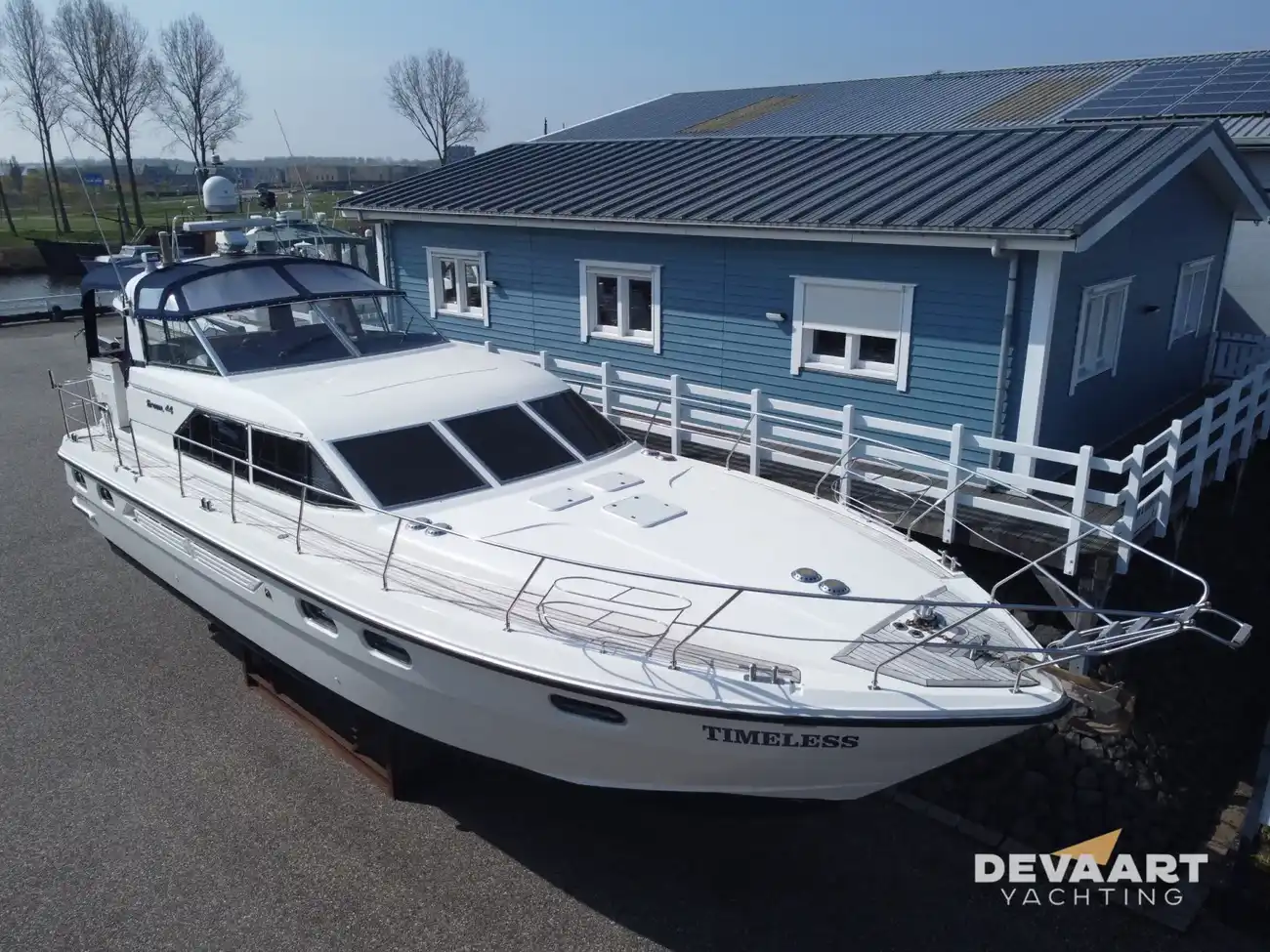 Broom 44