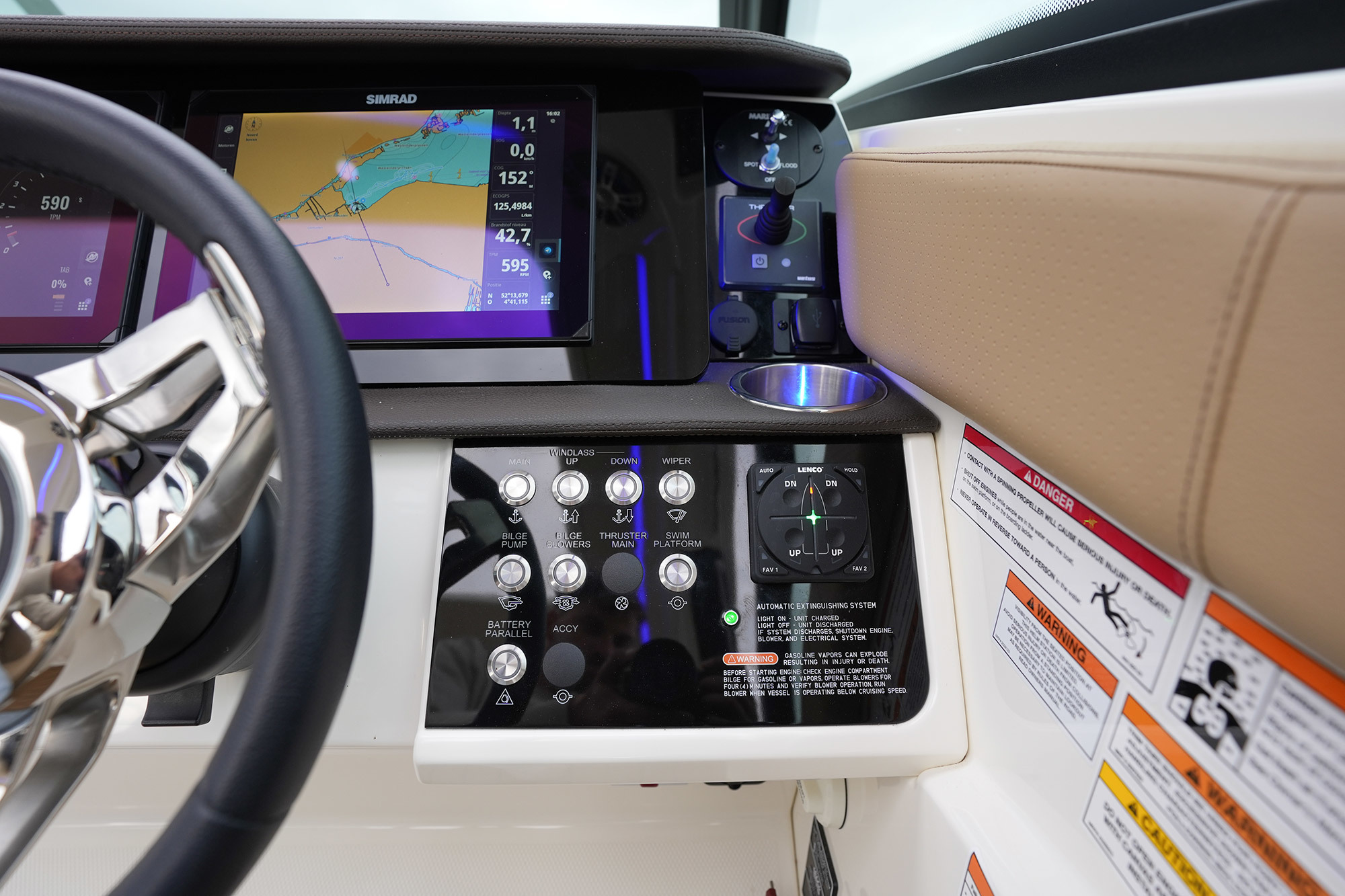 Sea Ray Sundancer 320