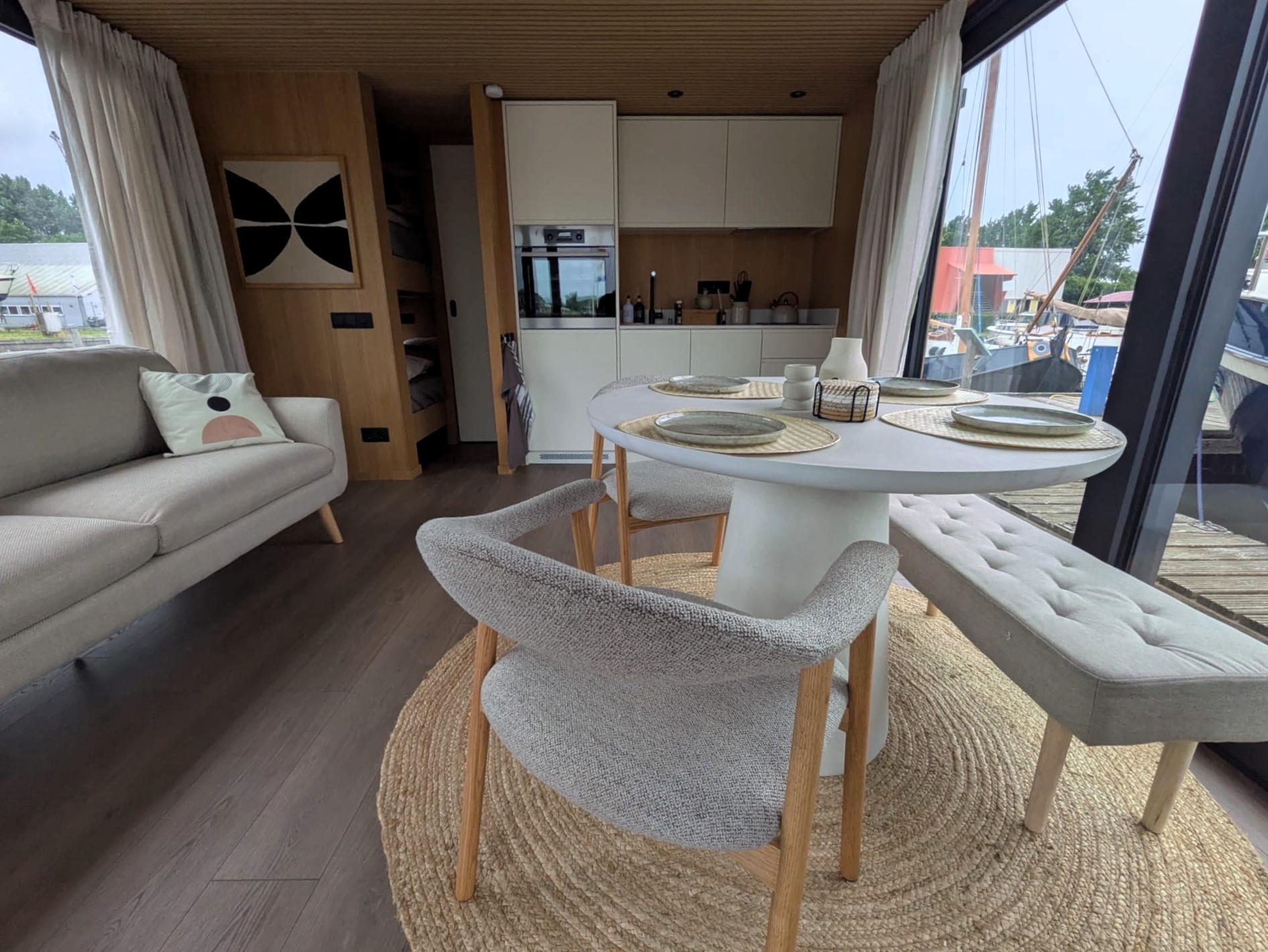 Surla 12 Houseboat Terherne (koop)ligplaats Beschikbaar