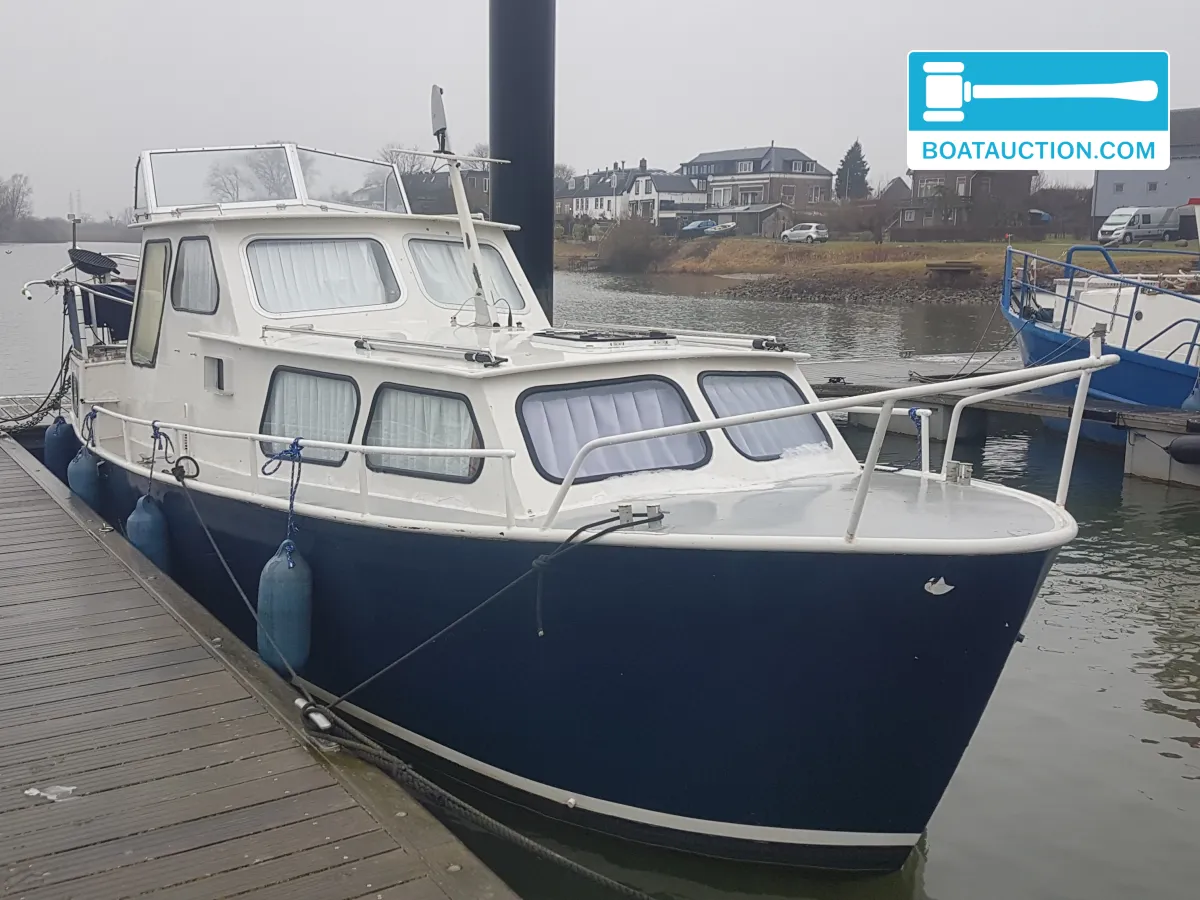 Motorboat 850 hoofdfoto: 1