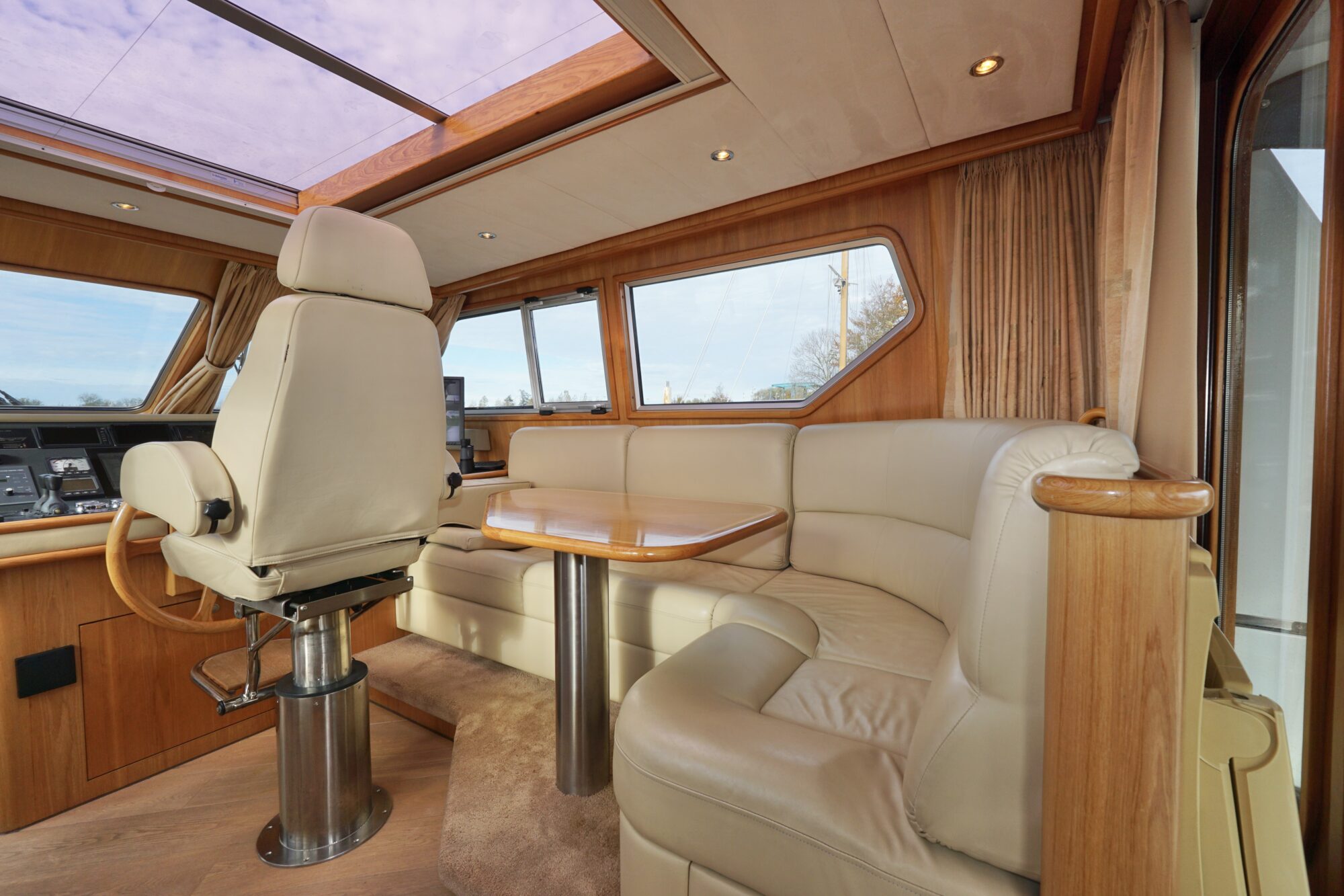 Van den Hoven Exclusive 18.00 VS