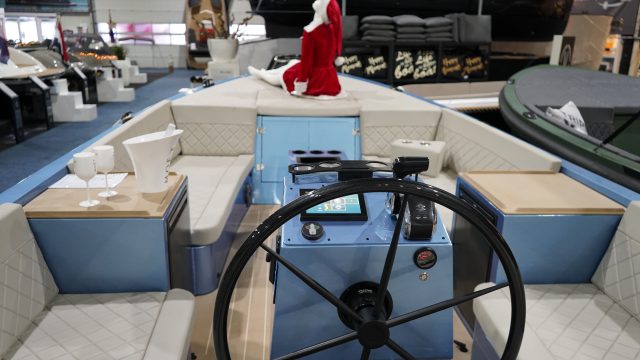 Triple X800 incl. 300 PK  GROOTSTE SLOEPENSHOWROOM VAN NEDERLAND