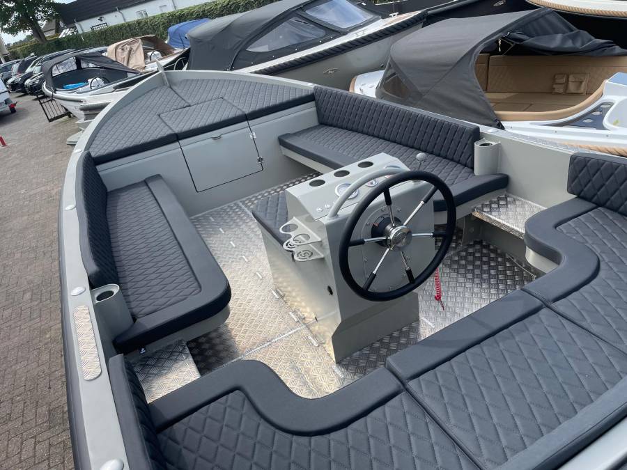 Steelfish 670 vaarklaar 60pk Honda grijs Loosdrecht