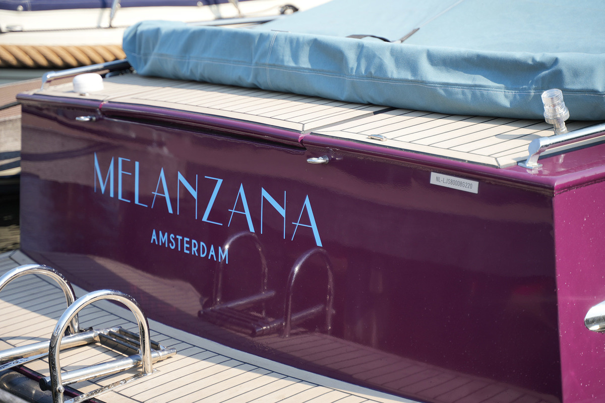 Waterman 8.0 Cabin
