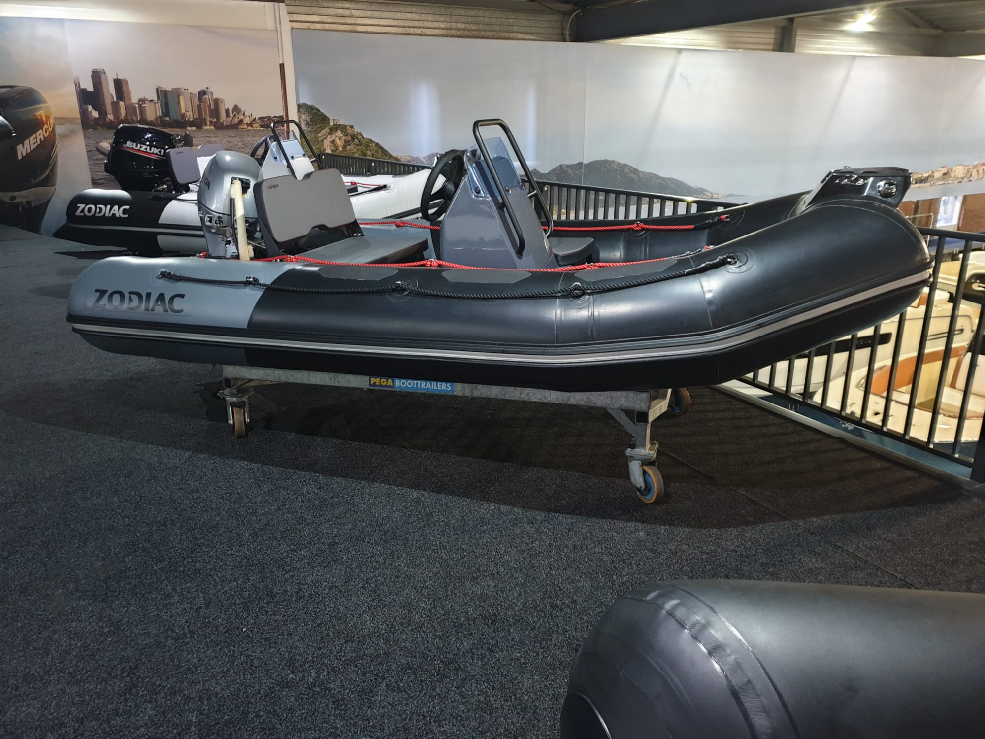 Zodiac Open 3.4 Hypalon met Honda 10 pk! - Demo boot