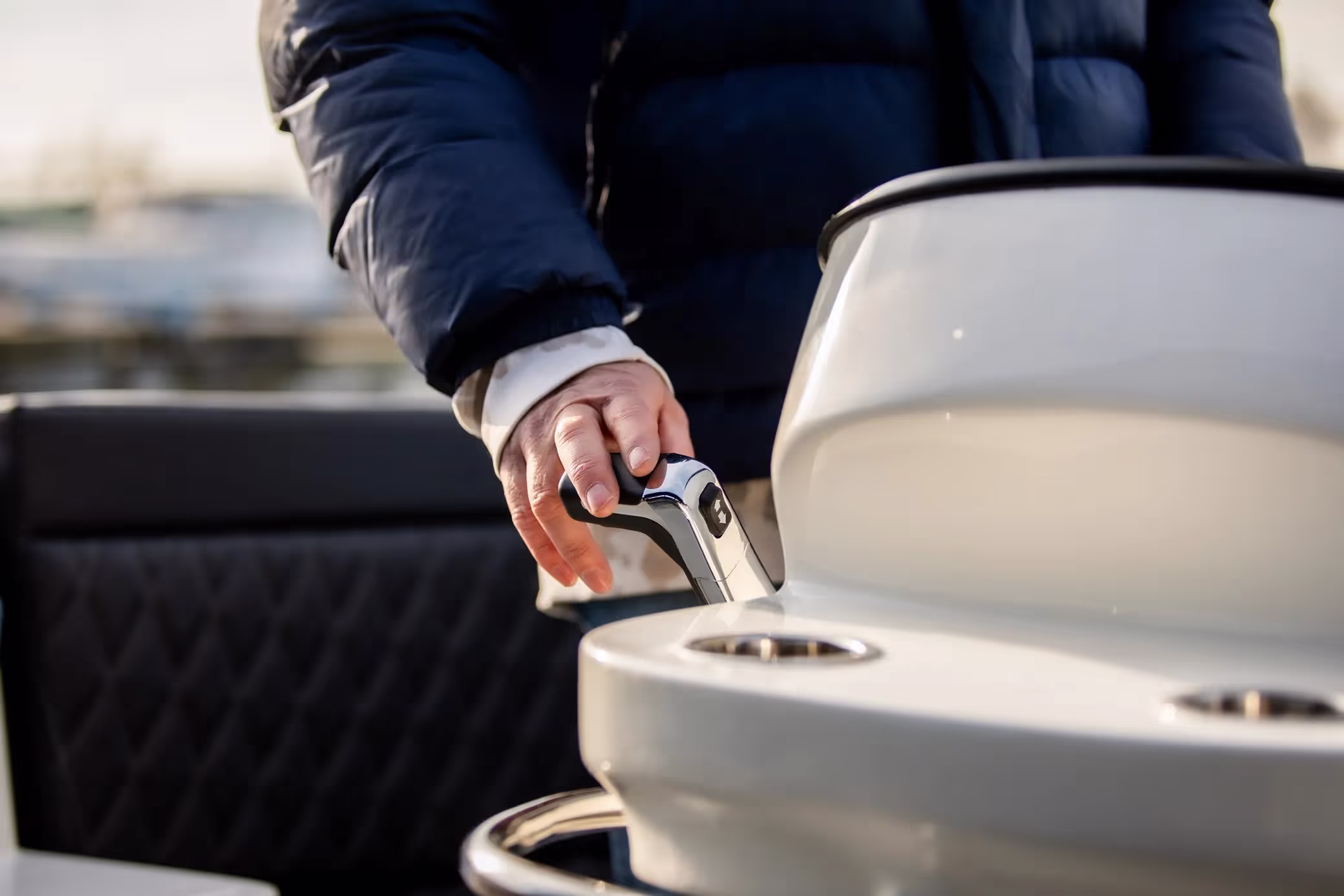 Oud-huijzer 740 Tender