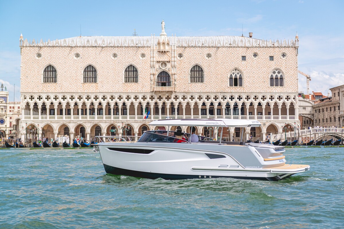 Alfastreet Marine 23 Cabin Evolution Electric