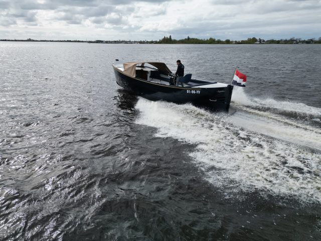 Custom Build Custom Build sloep, Full option met 300pk 