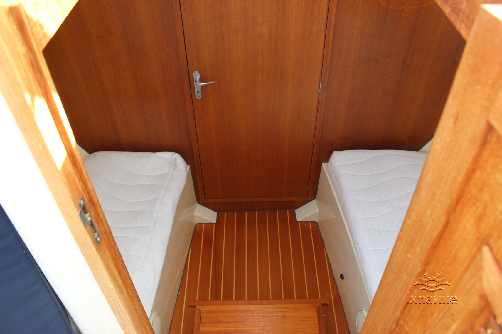 Interboat Intercruiser 27 Cabin