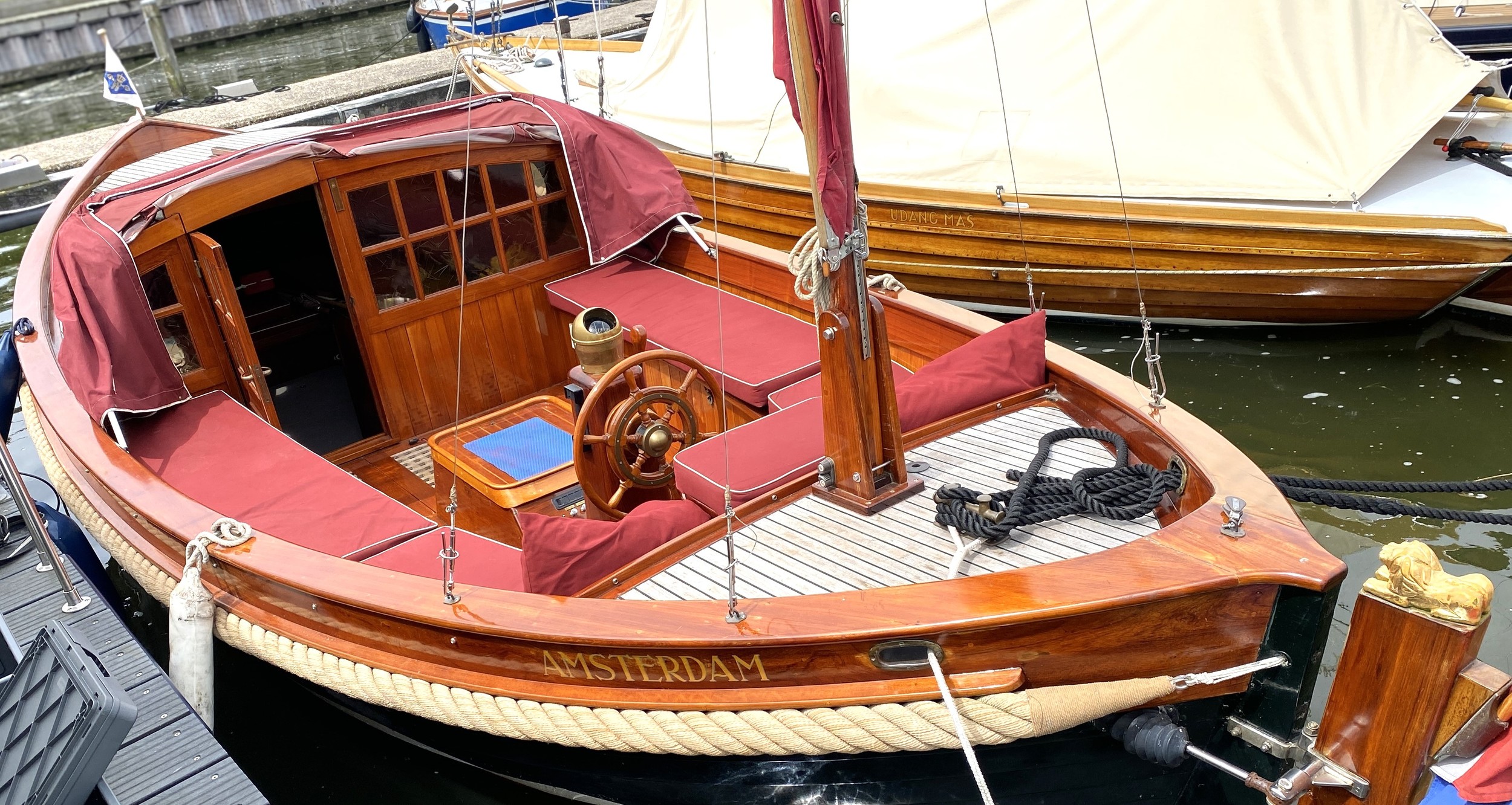 Scherpel Kajuitsloep Teak/ Mahonie