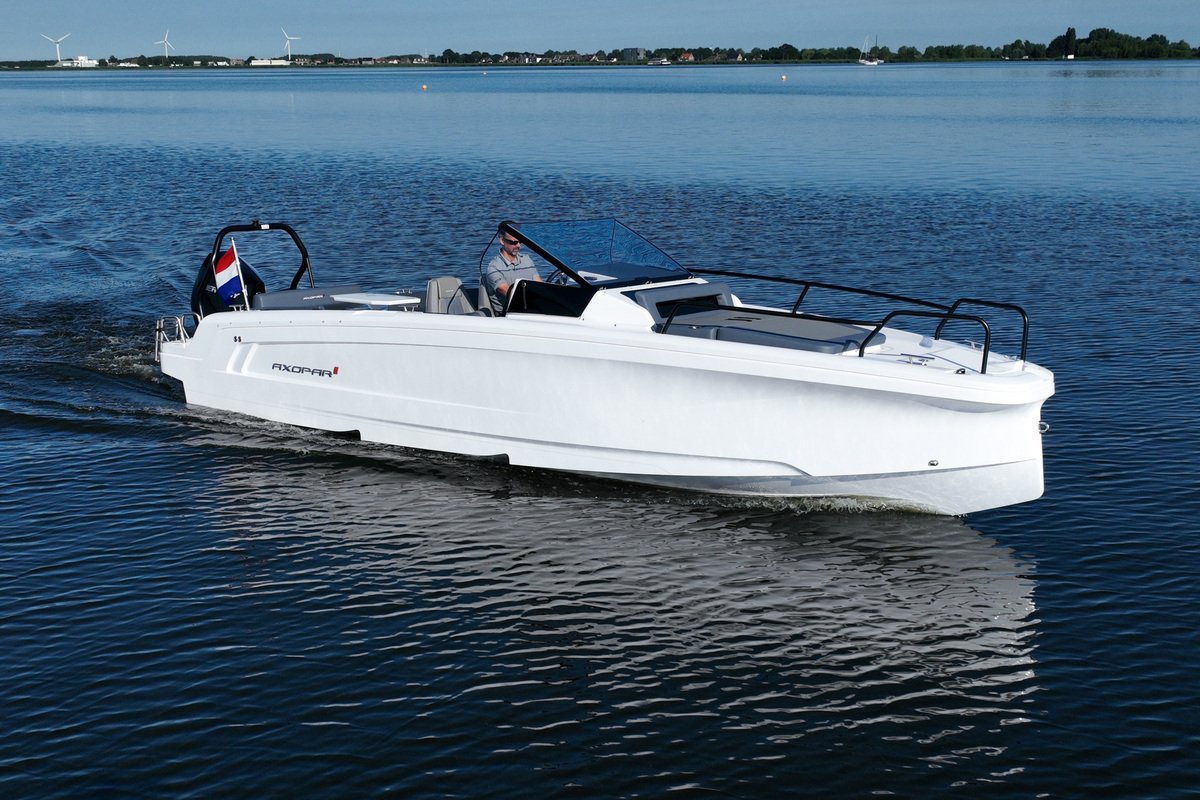 Axopar 25 Cross Bow & Cross Top