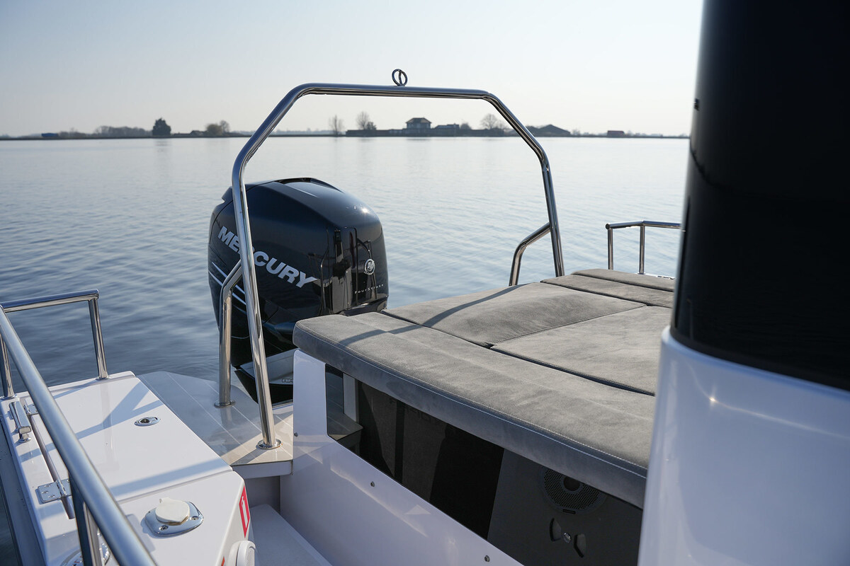 Axopar 28 Cabin - AC