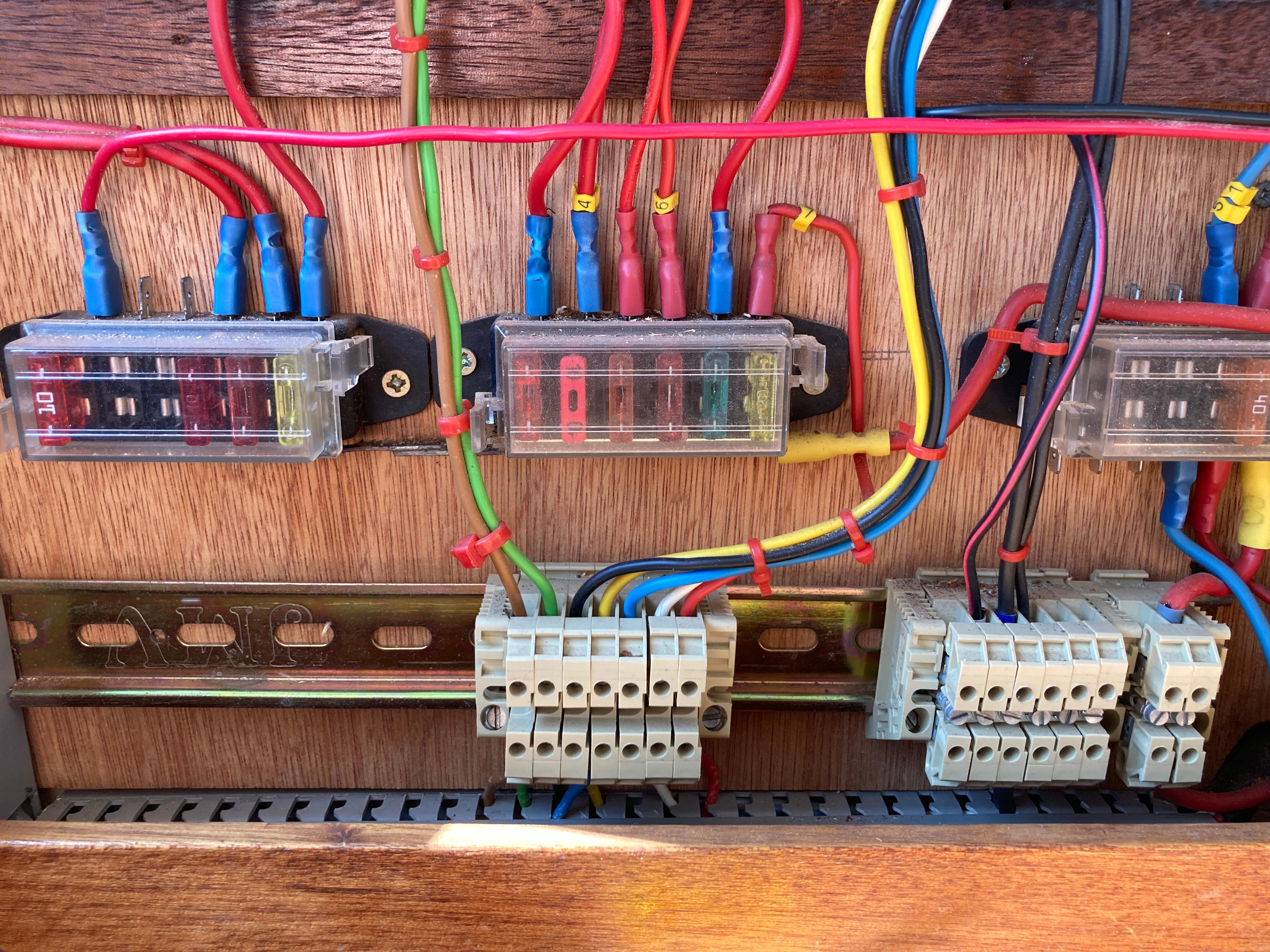 Motor Yacht Super Favorite AK 9.40