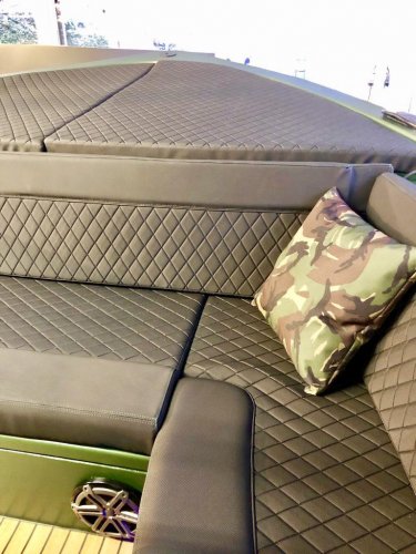 Triple X 800 DE GROOTSTE SLOEPENSHOWROOM VAN NEDERLAND