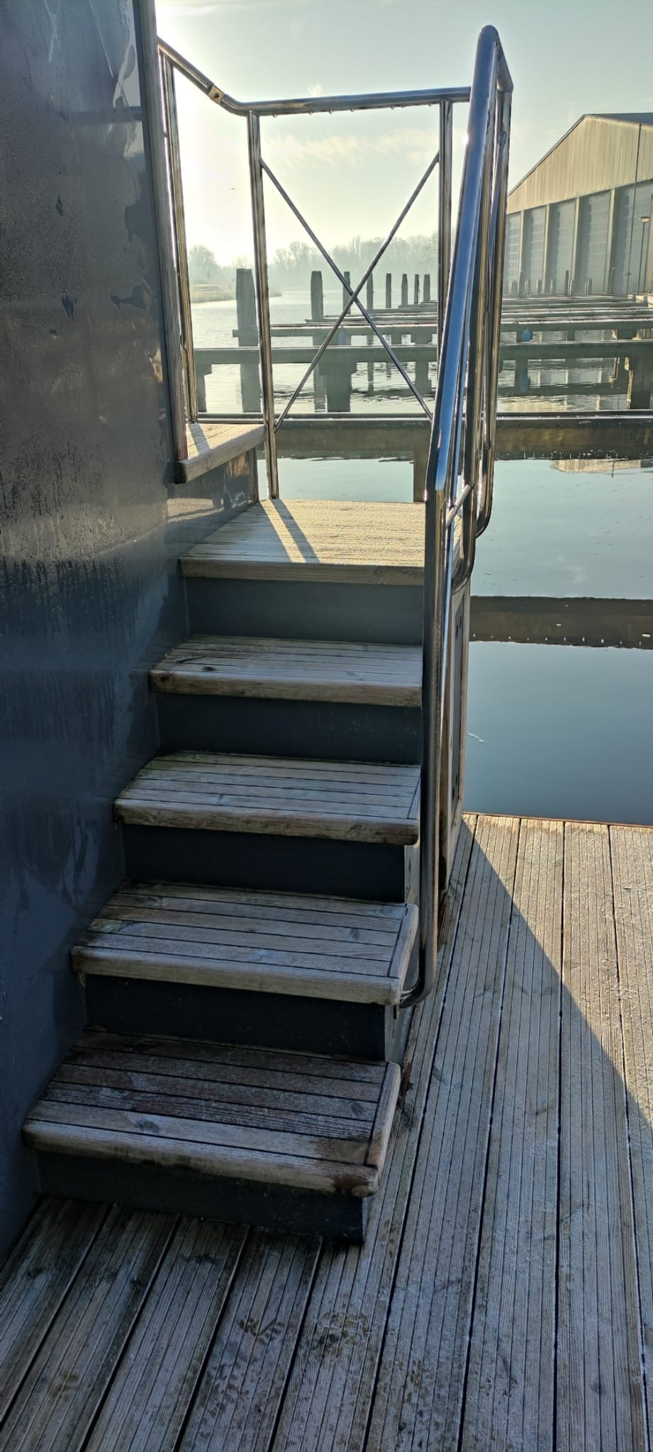 Campi 400 Per Direct Irnsum Ligplaats (Houseboat)