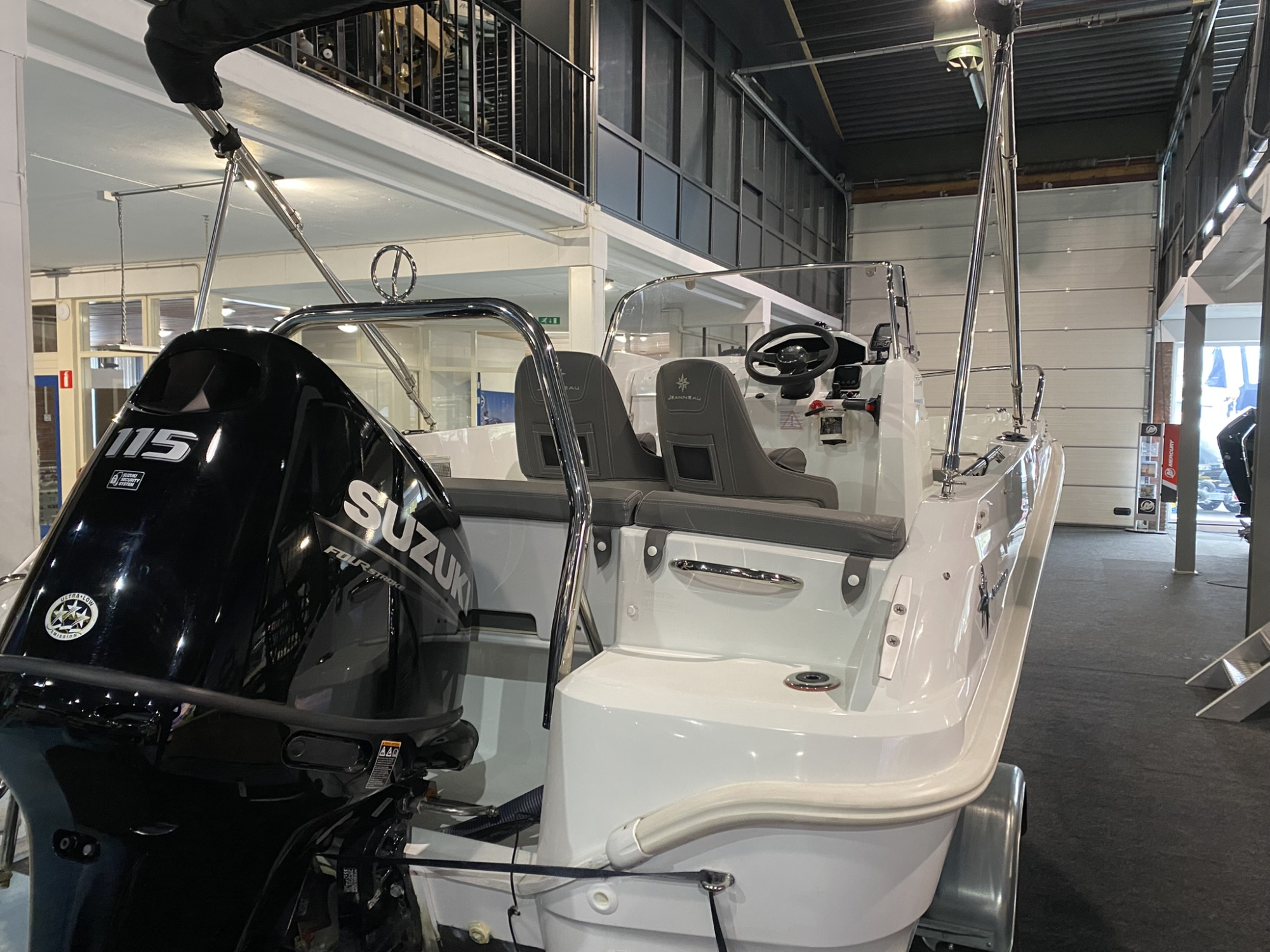 Jeanneau Cap camarat 5.5 cc met suzuki 115 pk uit 2024- Op voorraad!