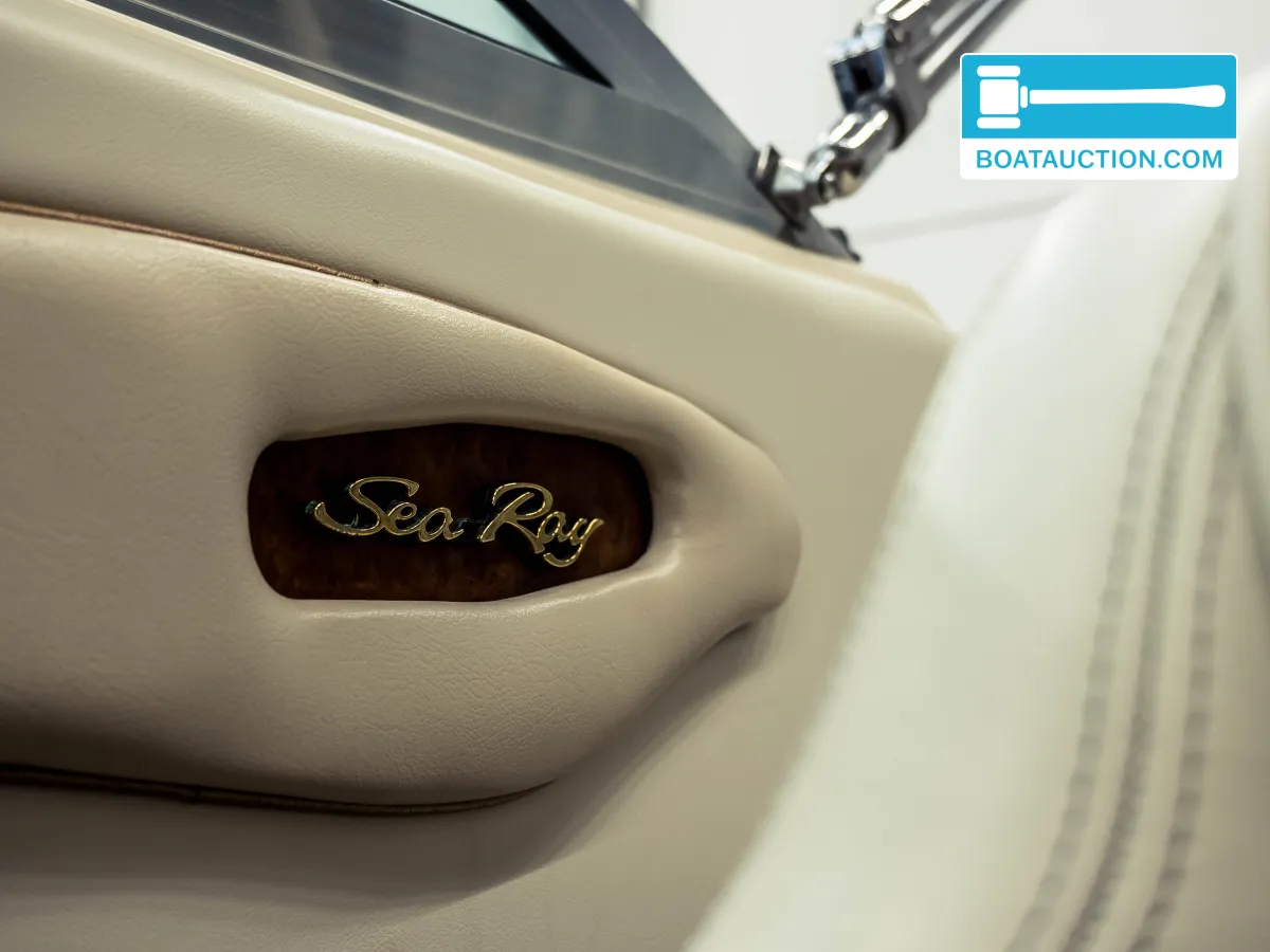 Sea Ray 200 Signature