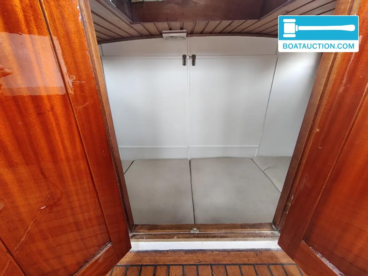 Unter Elbe Motorsailer