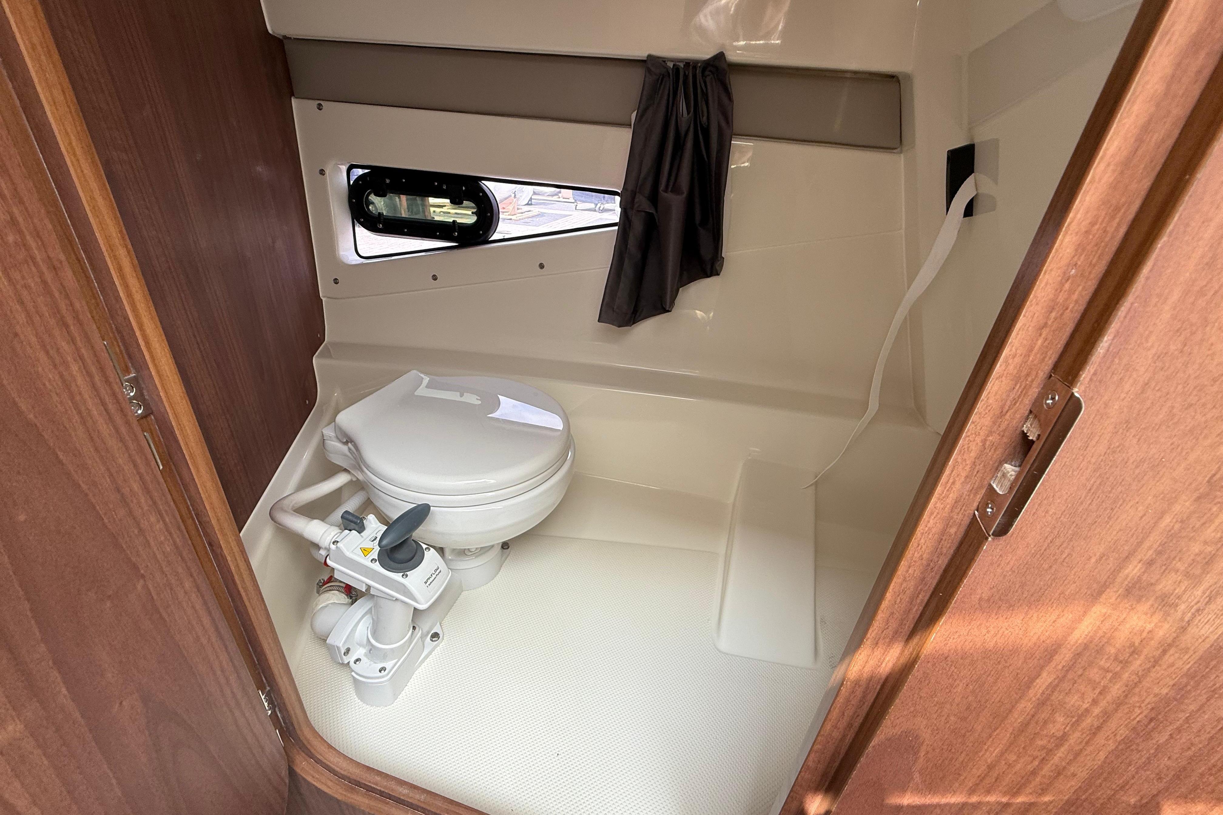 Quicksilver Activ 755 Cruiser