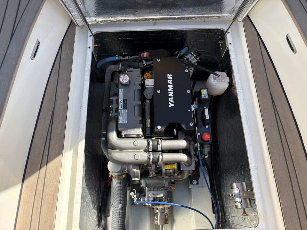 Maril  880 Cabin - Yanmar 110pk 