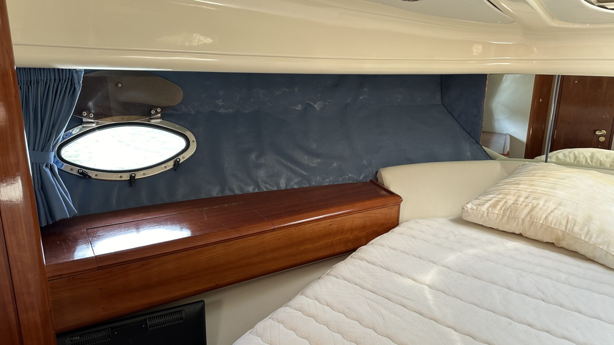 Fairline Phantom 40 Flybridge