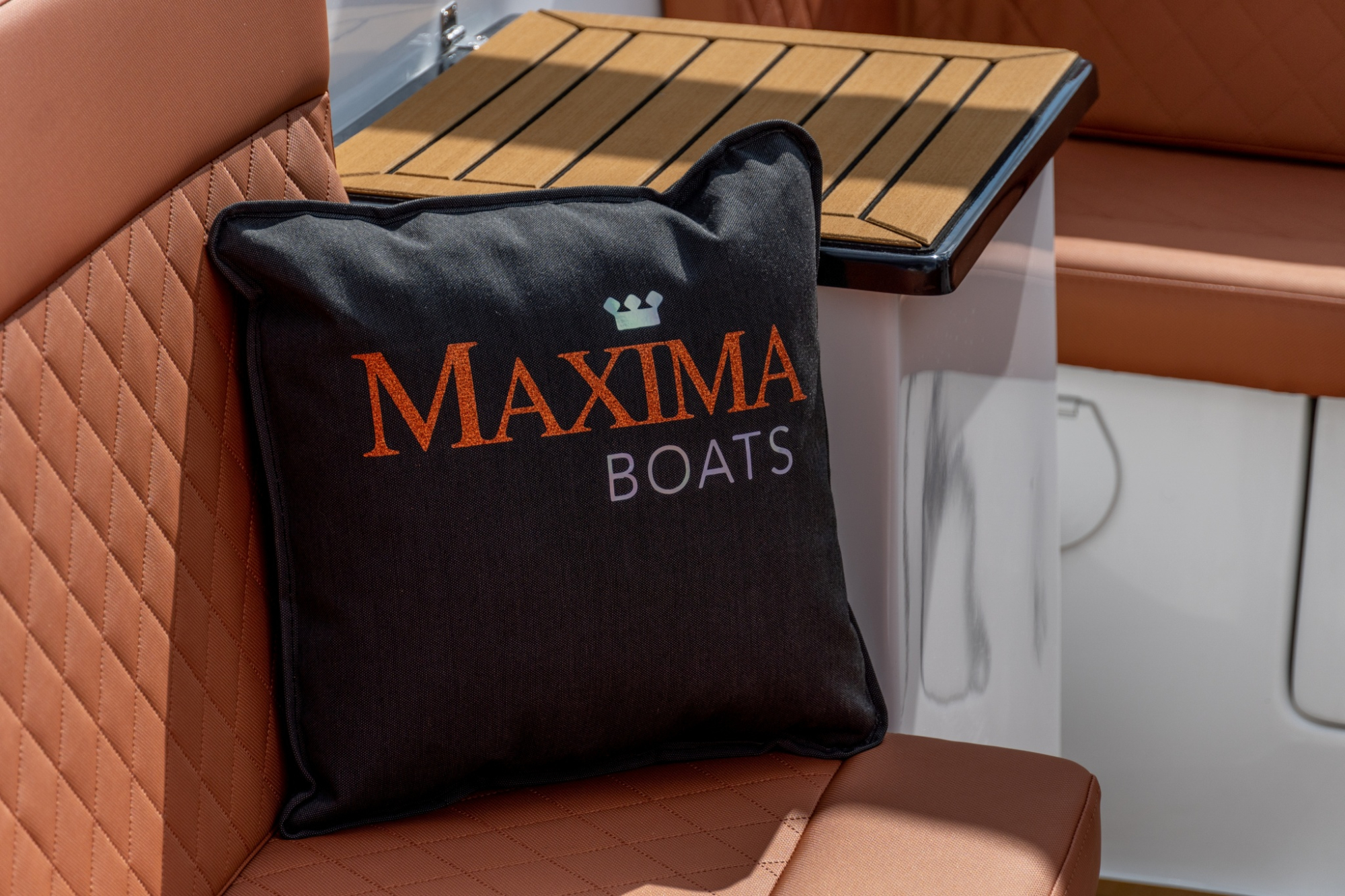 Maxima Boats 630