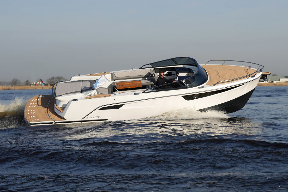 Alfastreet Marine 28 Cabin