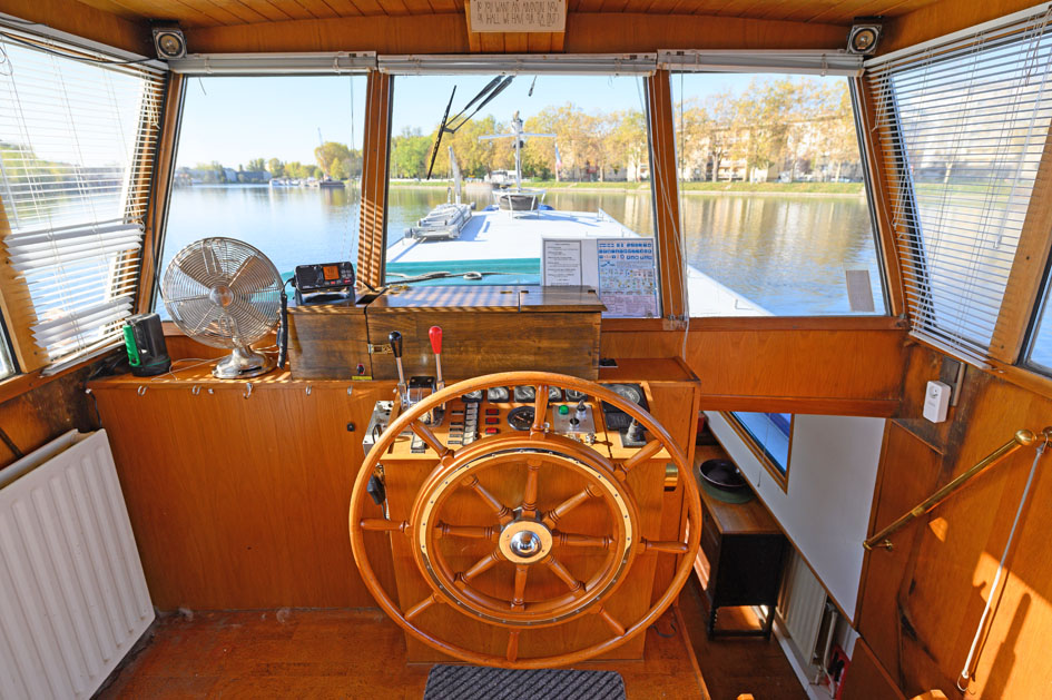 Luxe Motor 21.18 met UBC