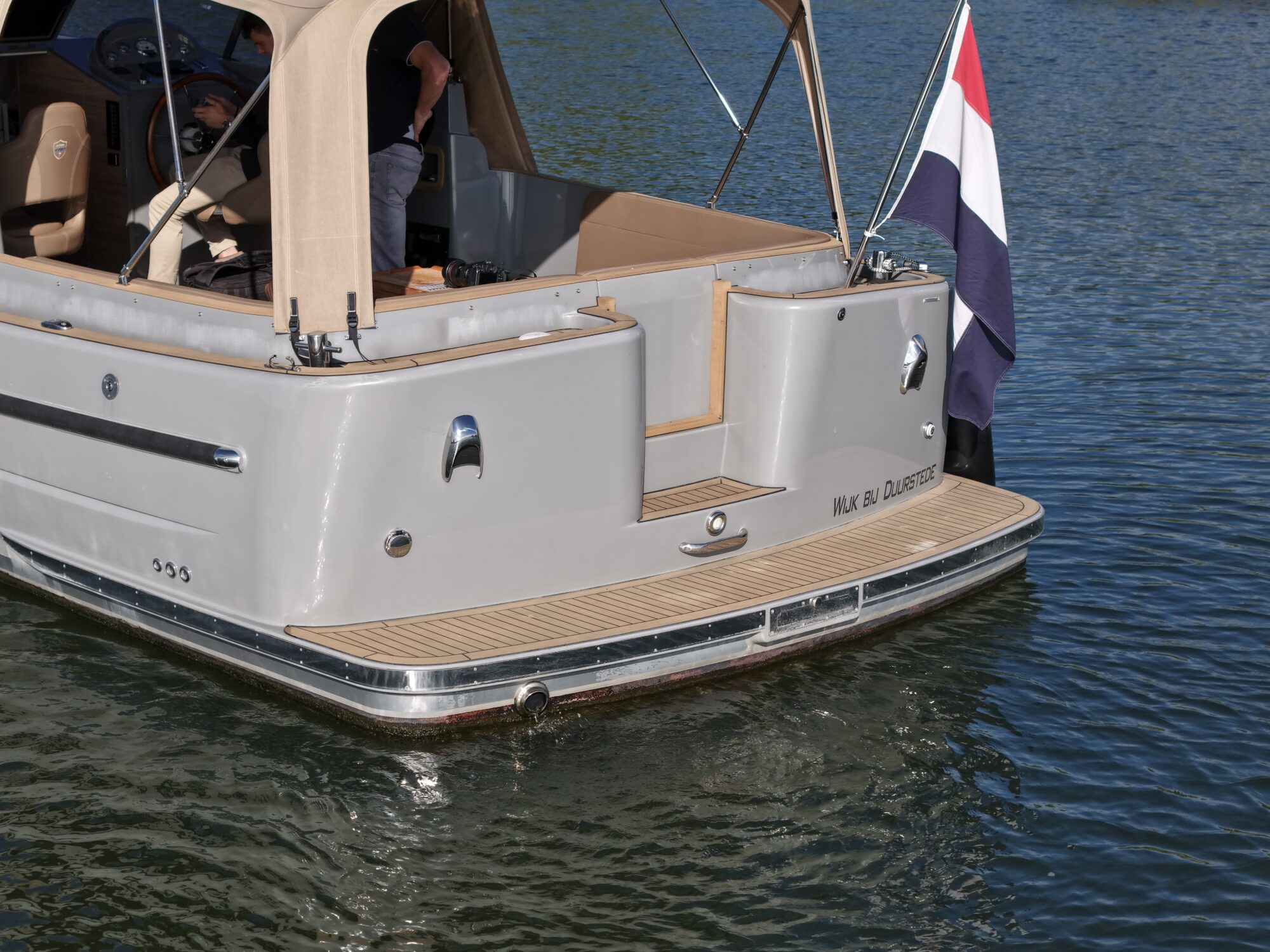 Antaris Seventy7 Cabin