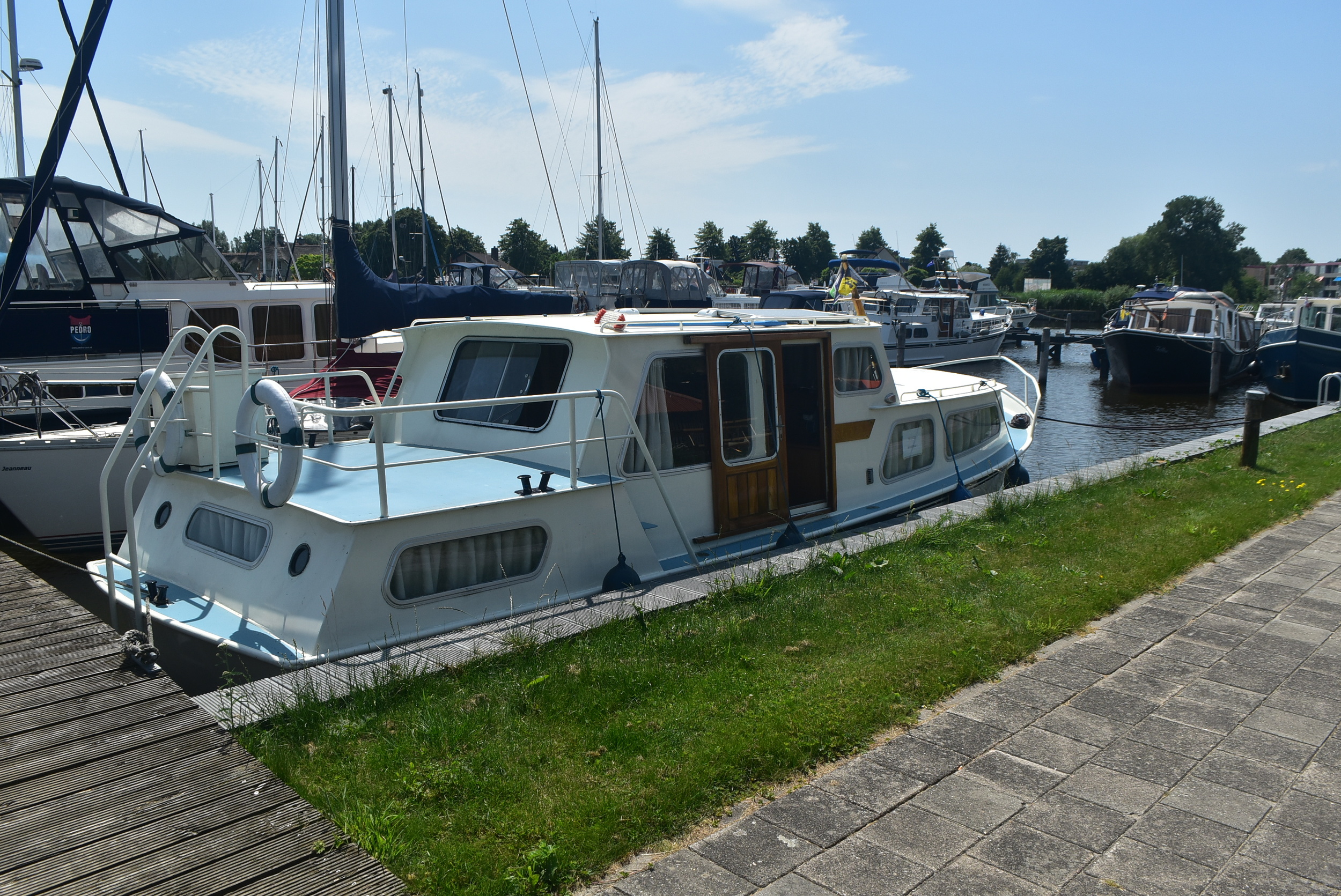 Motorkruiser One Off 9.70 AK