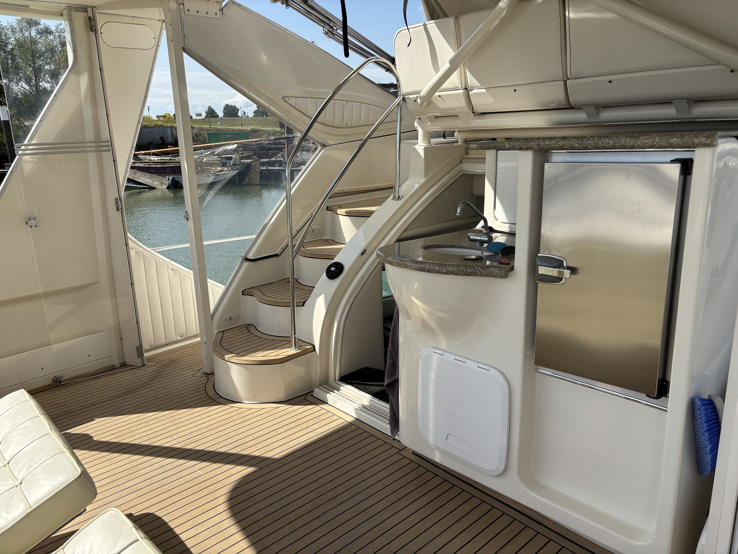 Maxum 4100 SCA