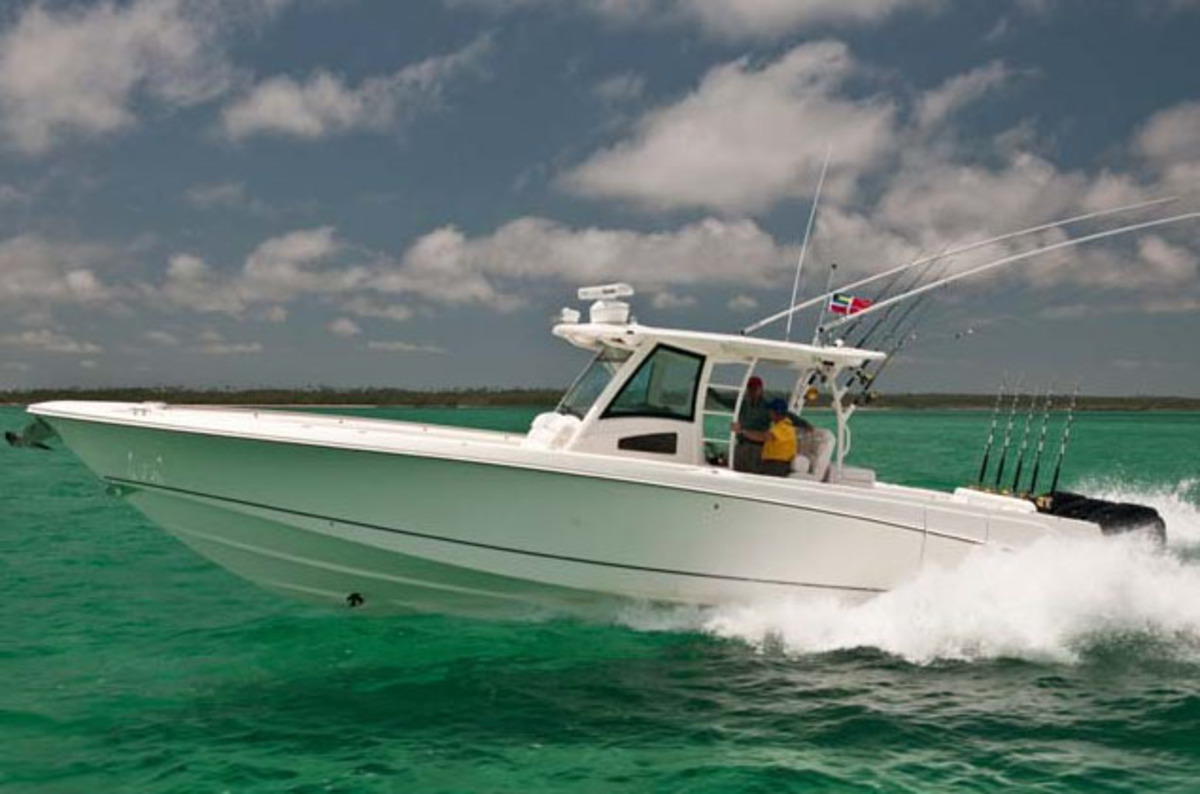 Boston Whaler 380 Outrage