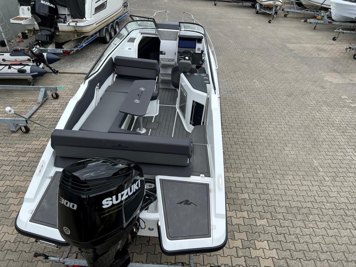 NORTHMASTER 760 CRUISER