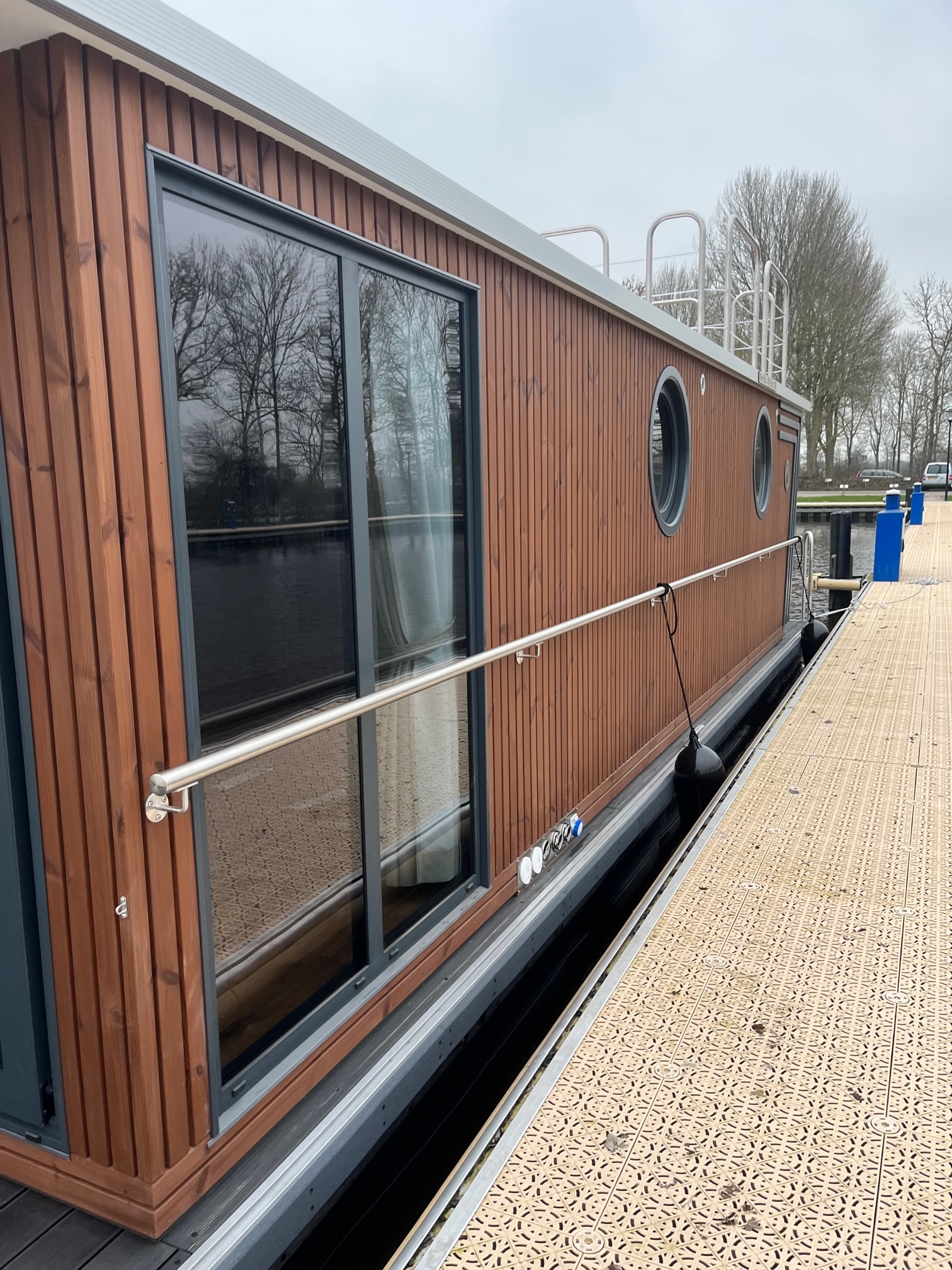 Nordic Season Houseboat NS 40 Eco 36m2