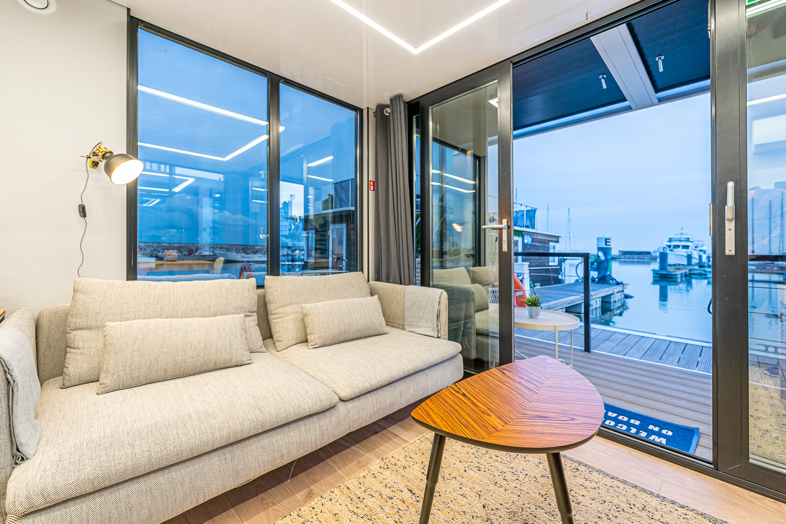 La Mare Houseboat Modern 10 ProLine