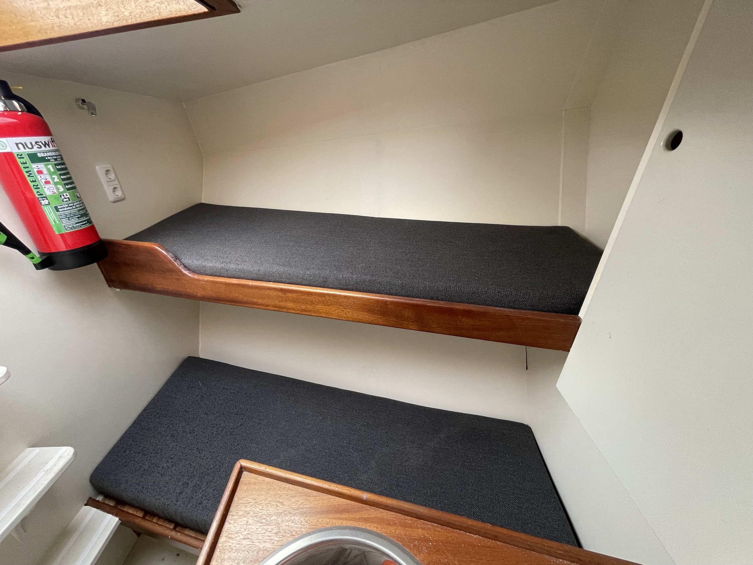 Dykstra Schooner 77, Midzwaard