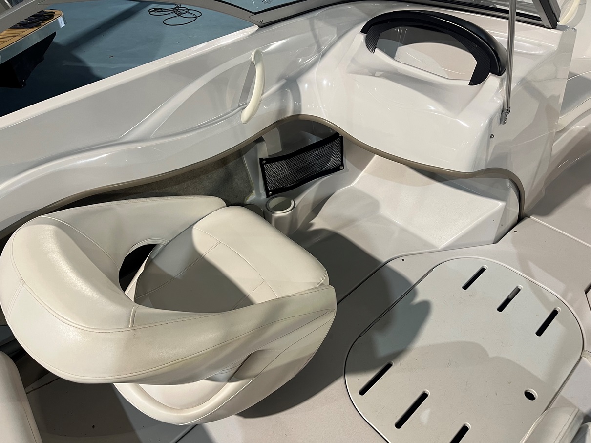 Fourwins 180LE met Mercruiser 3.0L 135PK uit 2010! 