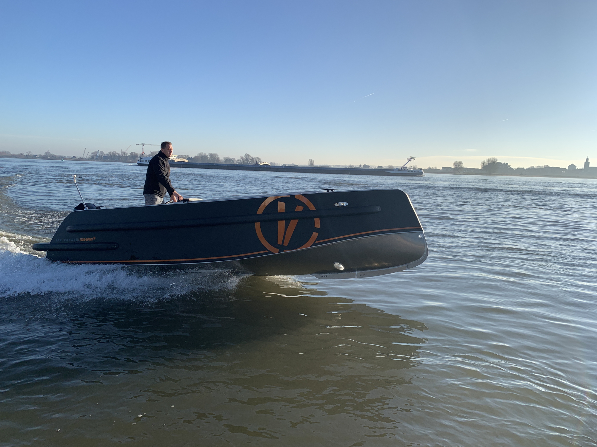 Van Vossen AANBIEDING -  Tender 650 sport R met Mercury 225 pk V6!