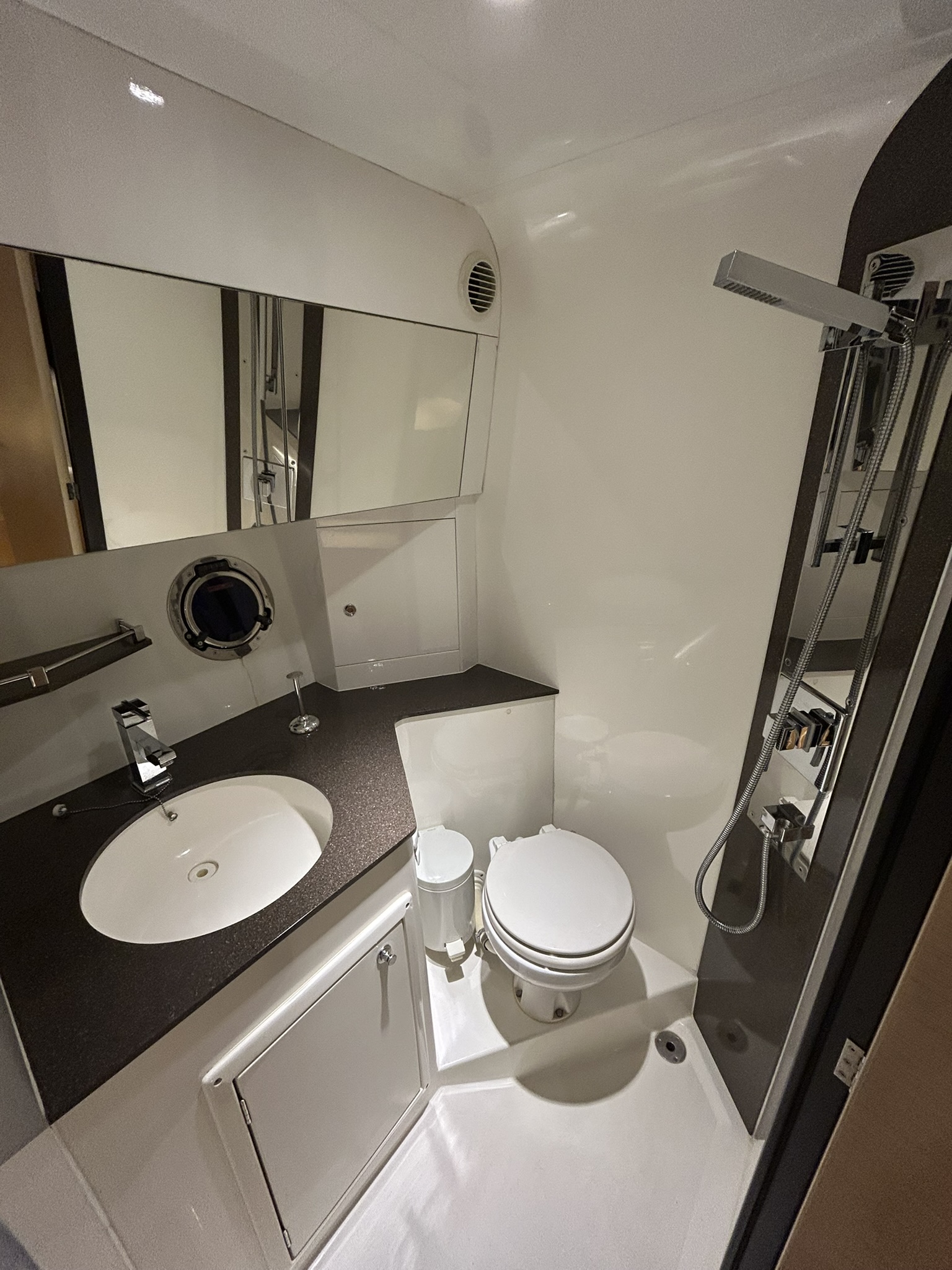 Galeon Yachts Galeon 325 HTS met Volvo Penta 370 pk