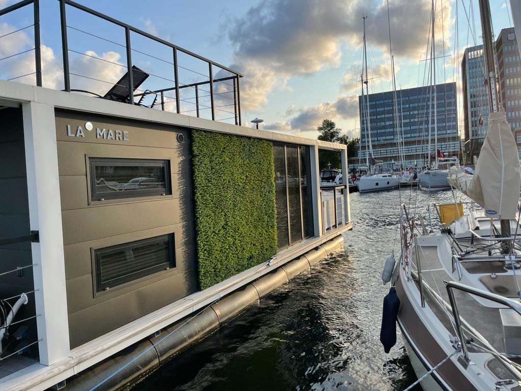 La Mare Houseboat Modern 11 ProLine