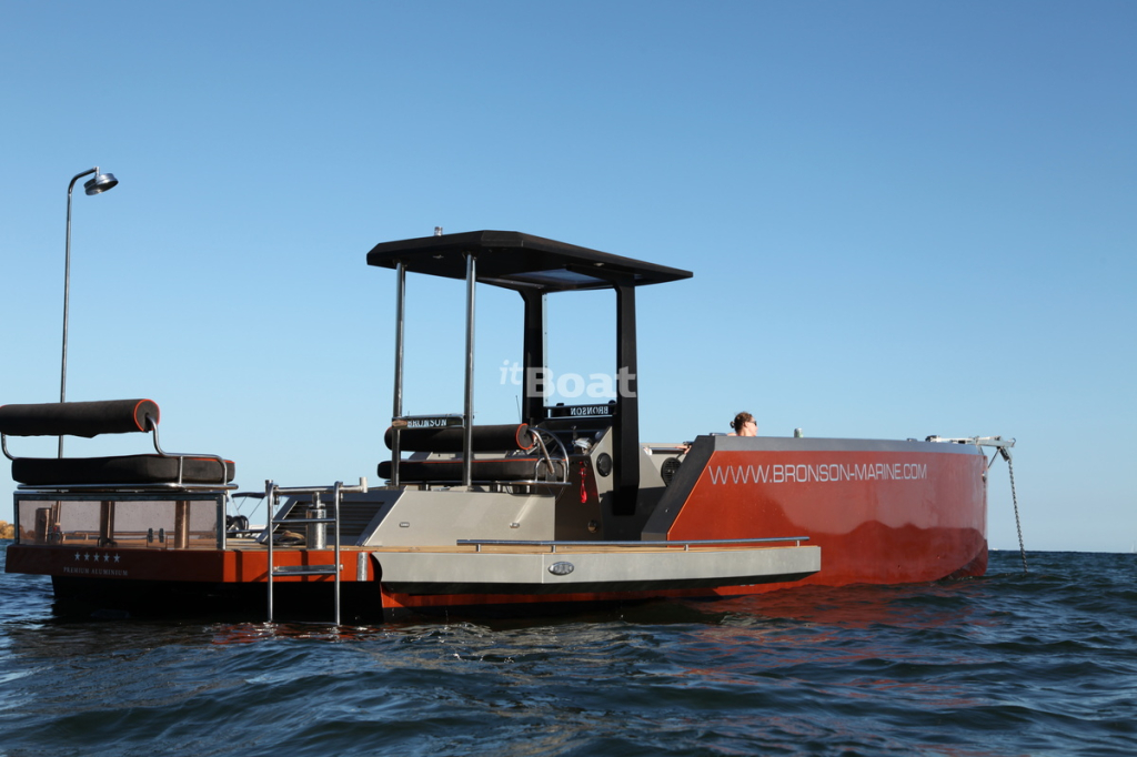 Bronson 36 Islander