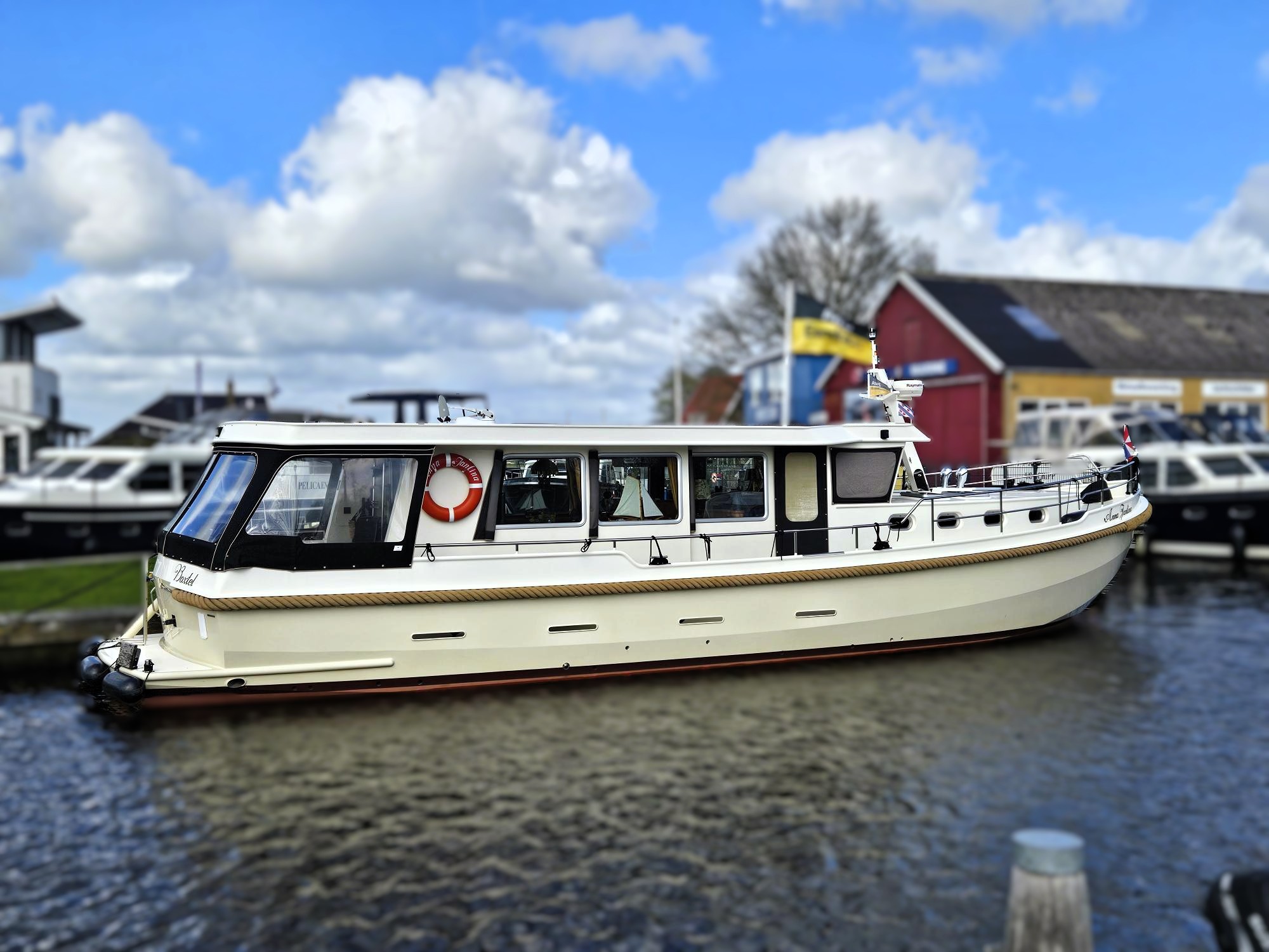 Smelne Salon Vlet 1485