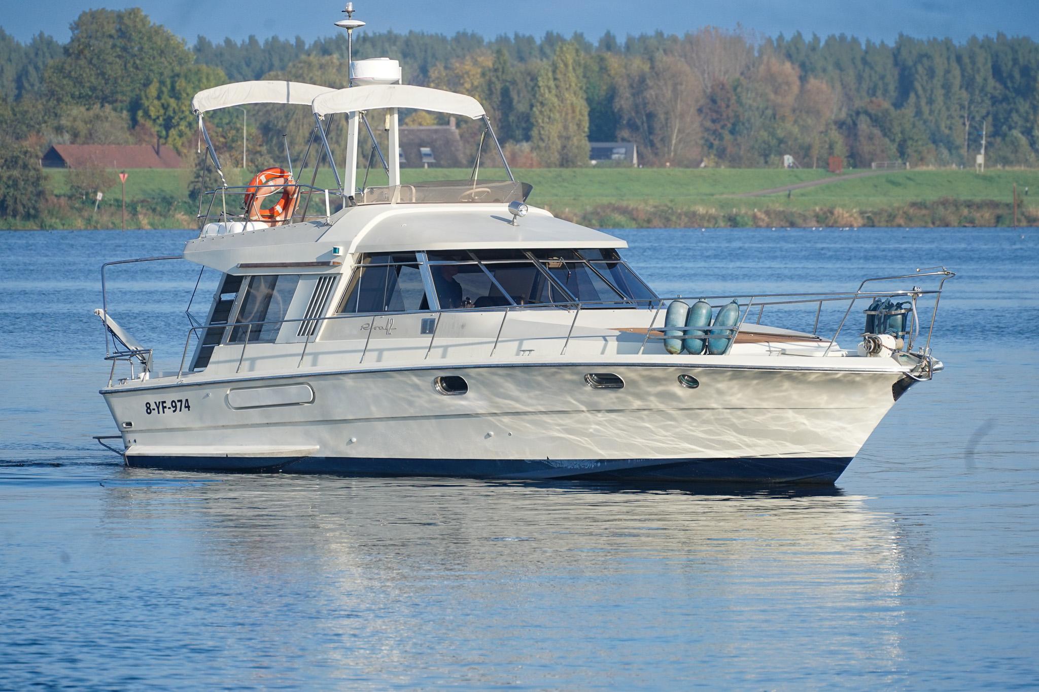 Riva 42 Superamerica hoofdfoto: 1