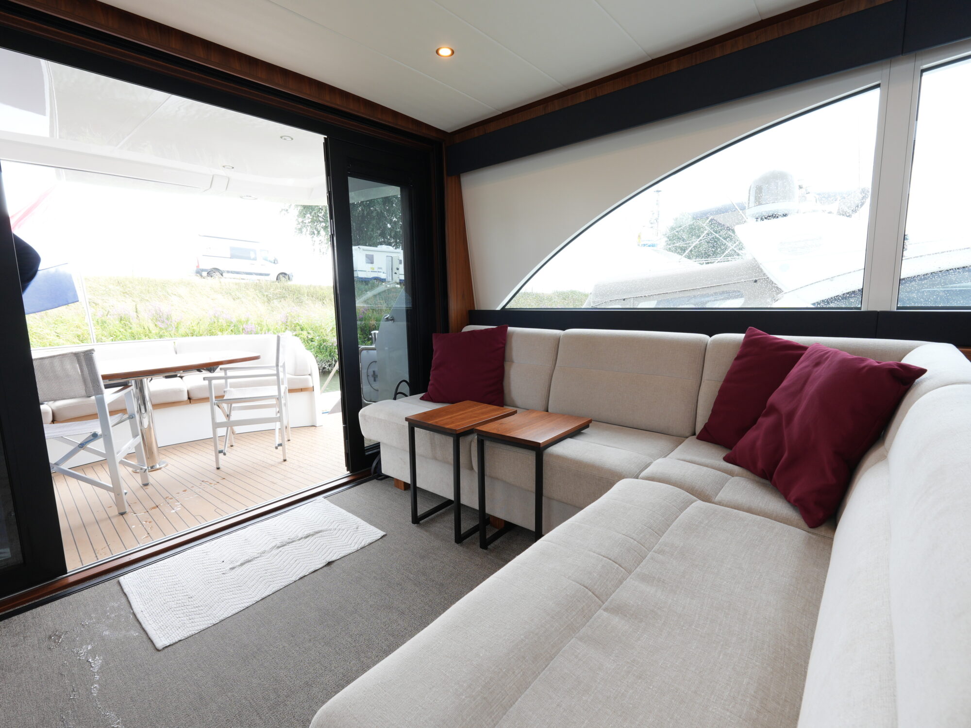 Van den Hoven Executive 15.00 MK II