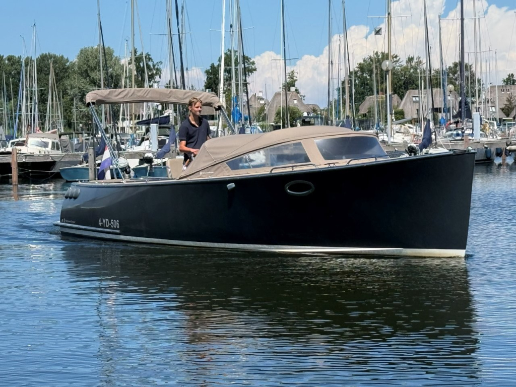 AdmiralsTender C28