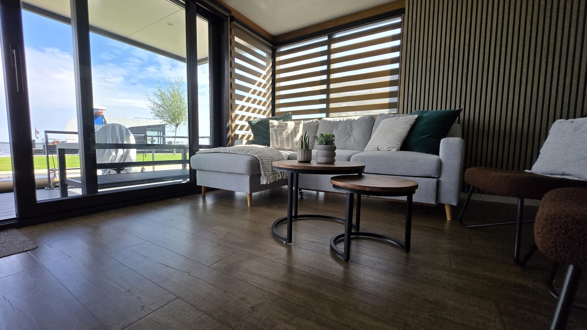 Castalia Evt. Met Koopligplaats Special Houseboat 1460 X 500