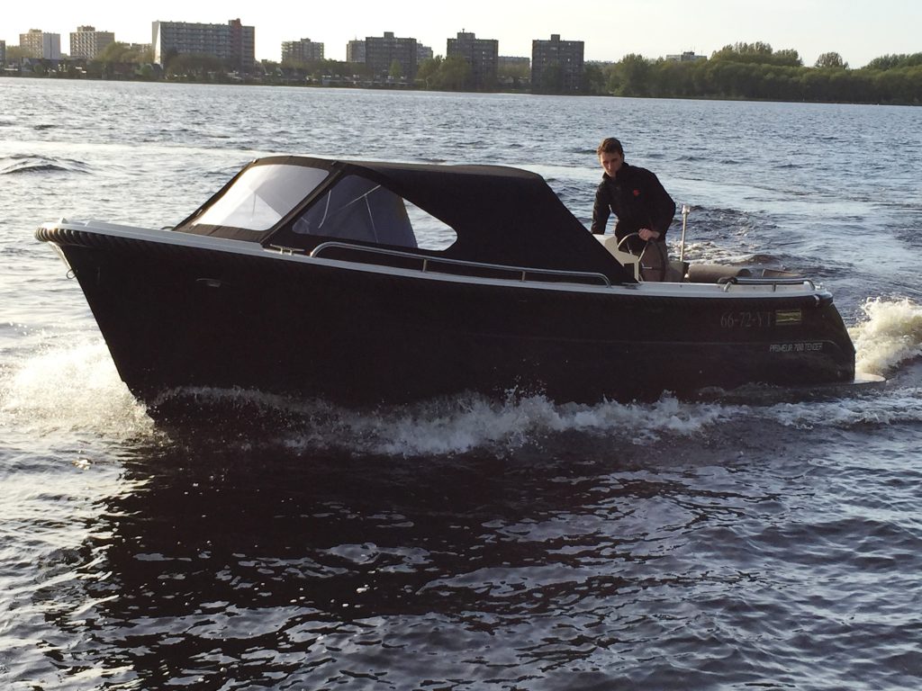 Primeur 610, 615, 620, 625, 710, 715, 700, 700 lounge, 850 cabin