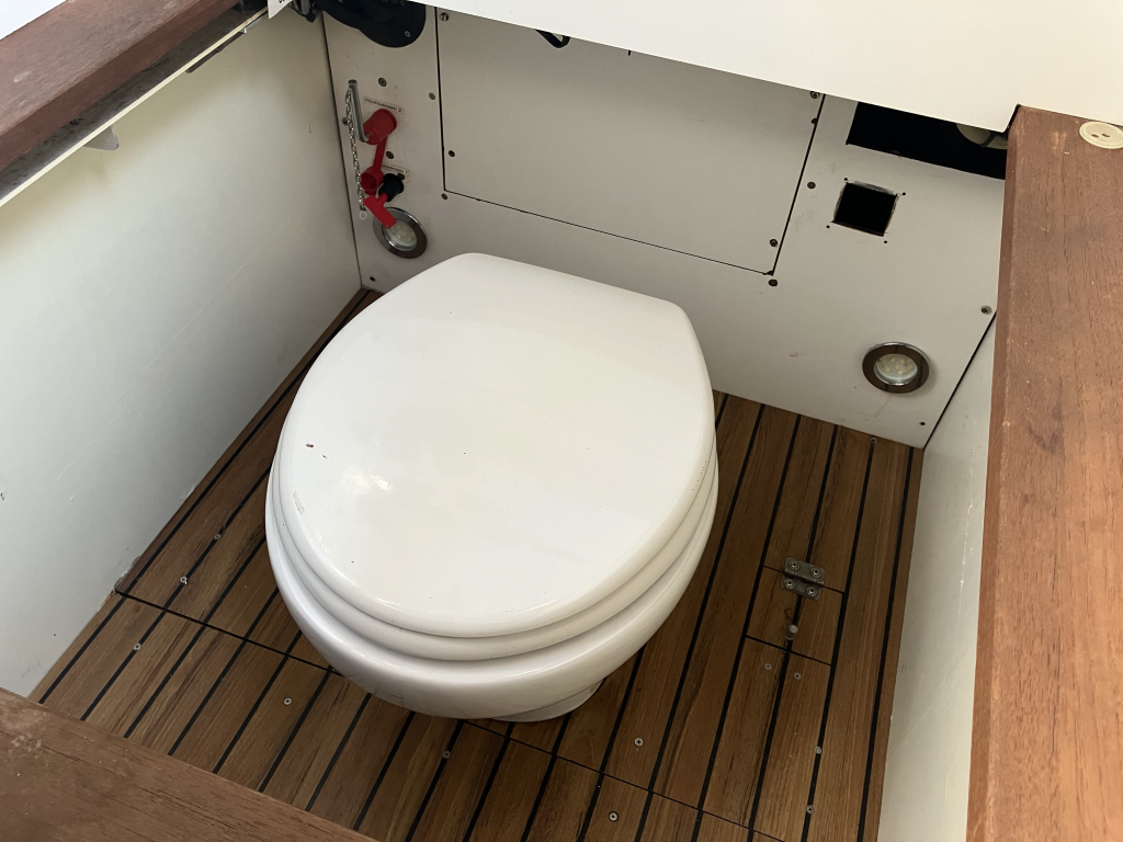 Bronson 36 Islander